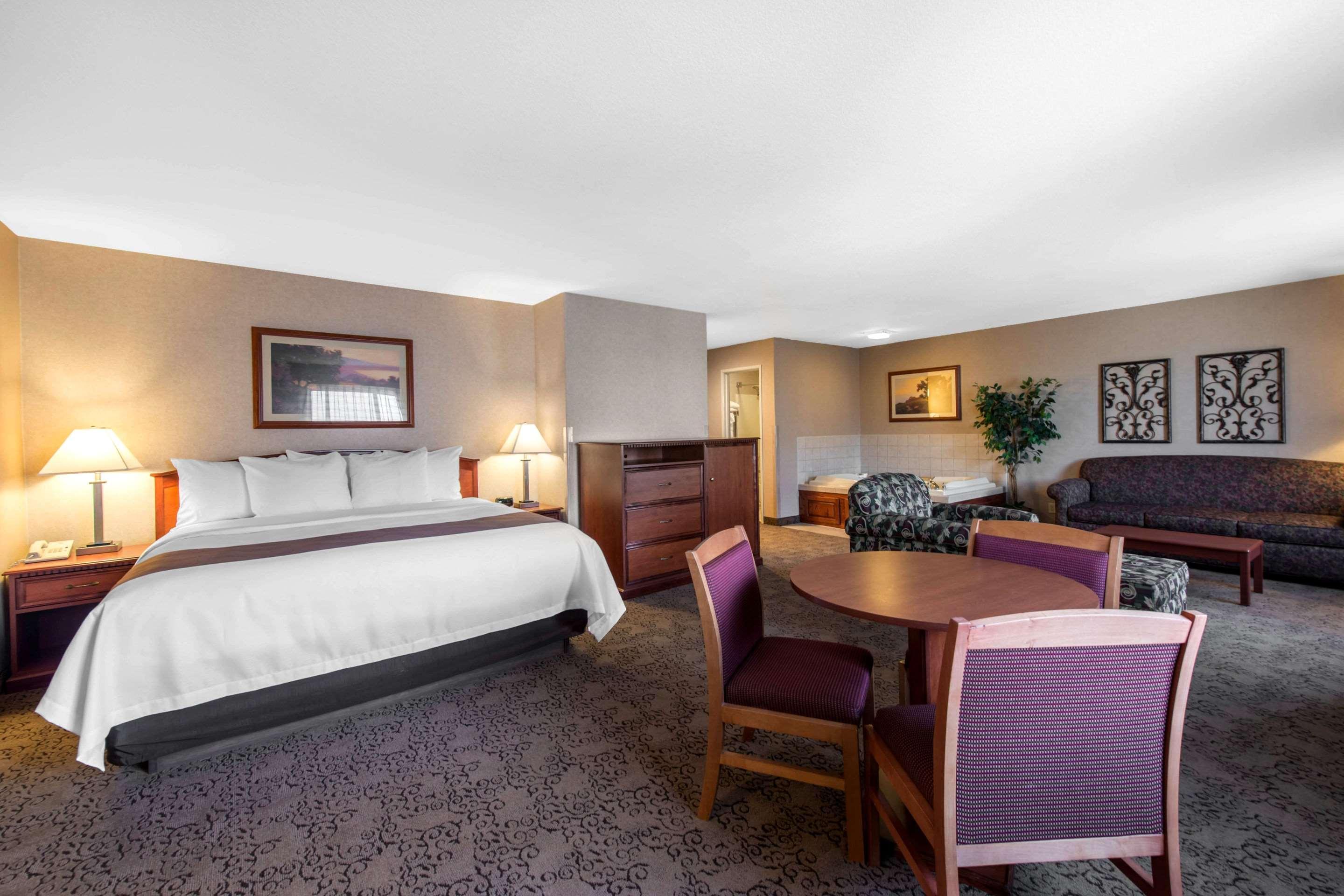 Quality Inn Burlington Ngoại thất bức ảnh